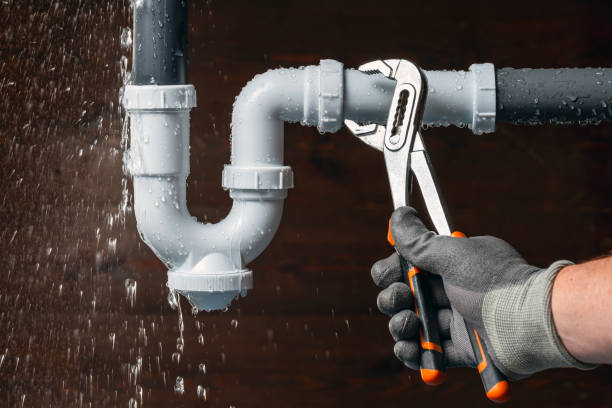 Professional Emergency Plumber technician working in Jacksontown, OH